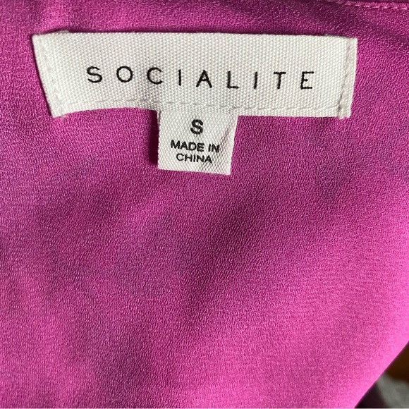 Socialite Floral Top - Picture 7 of 8